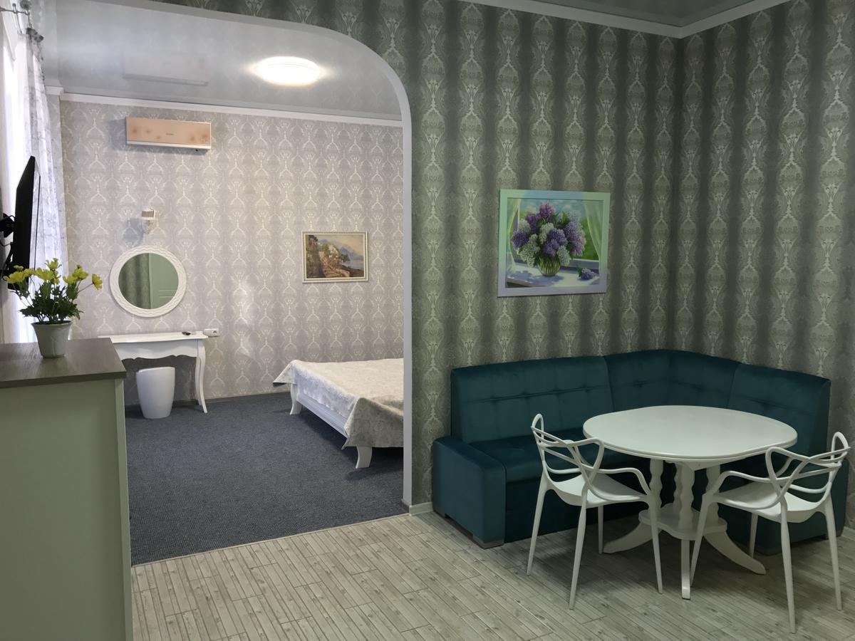 Hotel Happy Cat à Odessa Extérieur photo